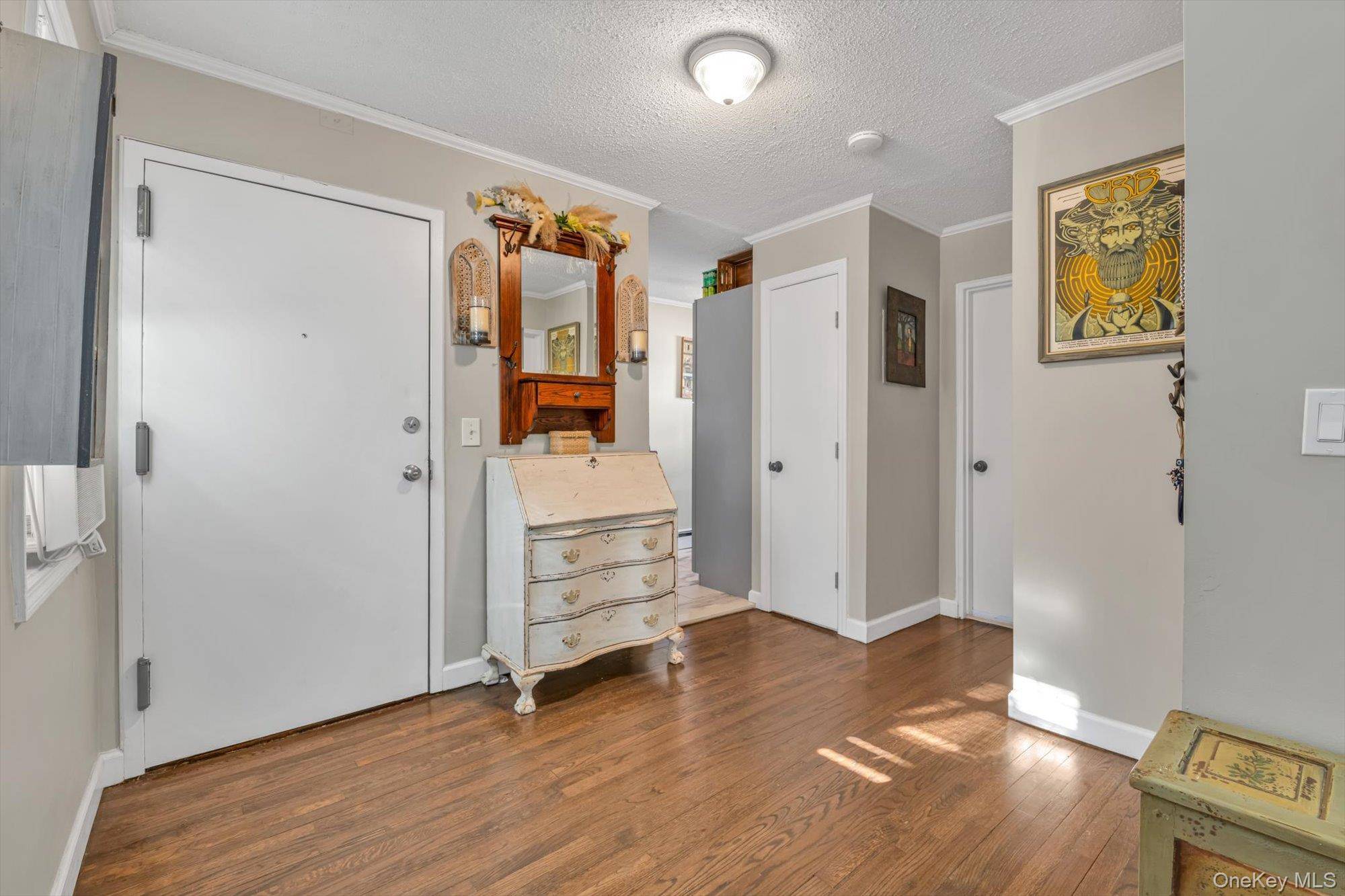 65 W Broadway #6A, Long Beach, NY 11561