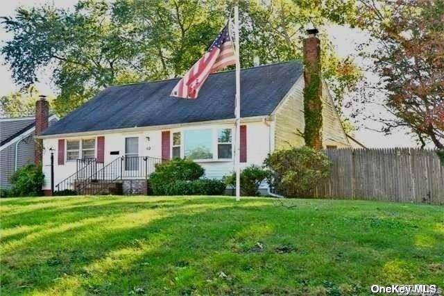 62 Murdock ST, South Huntington, NY 11746