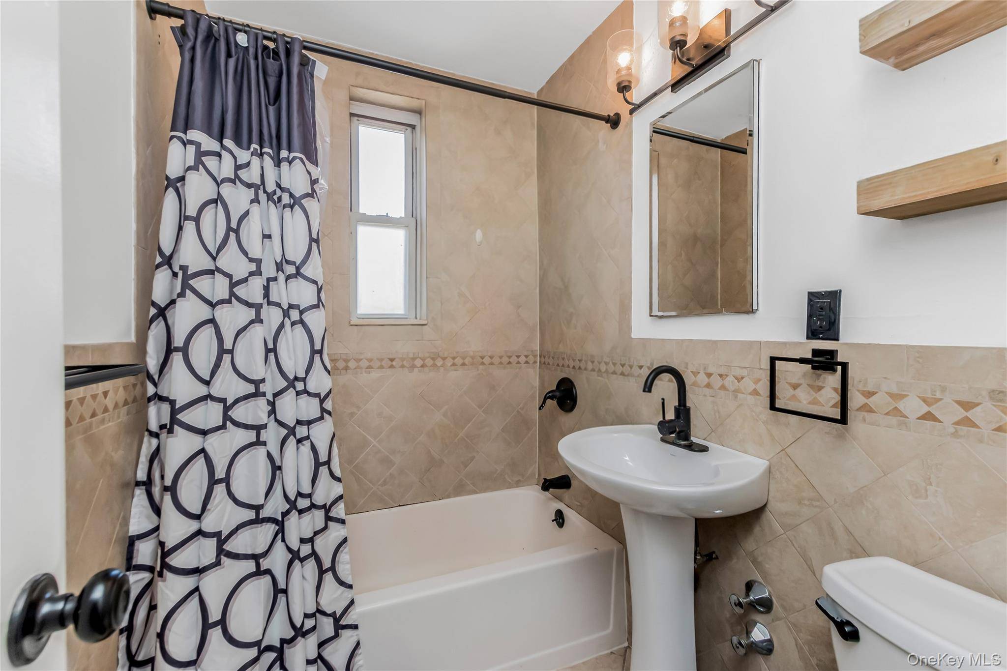 245 Rumsey RD #5G, Yonkers, NY 10701