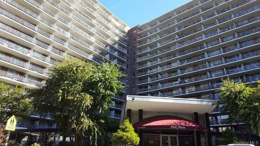 61-15 97th ST #5A, Rego Park, NY 11374