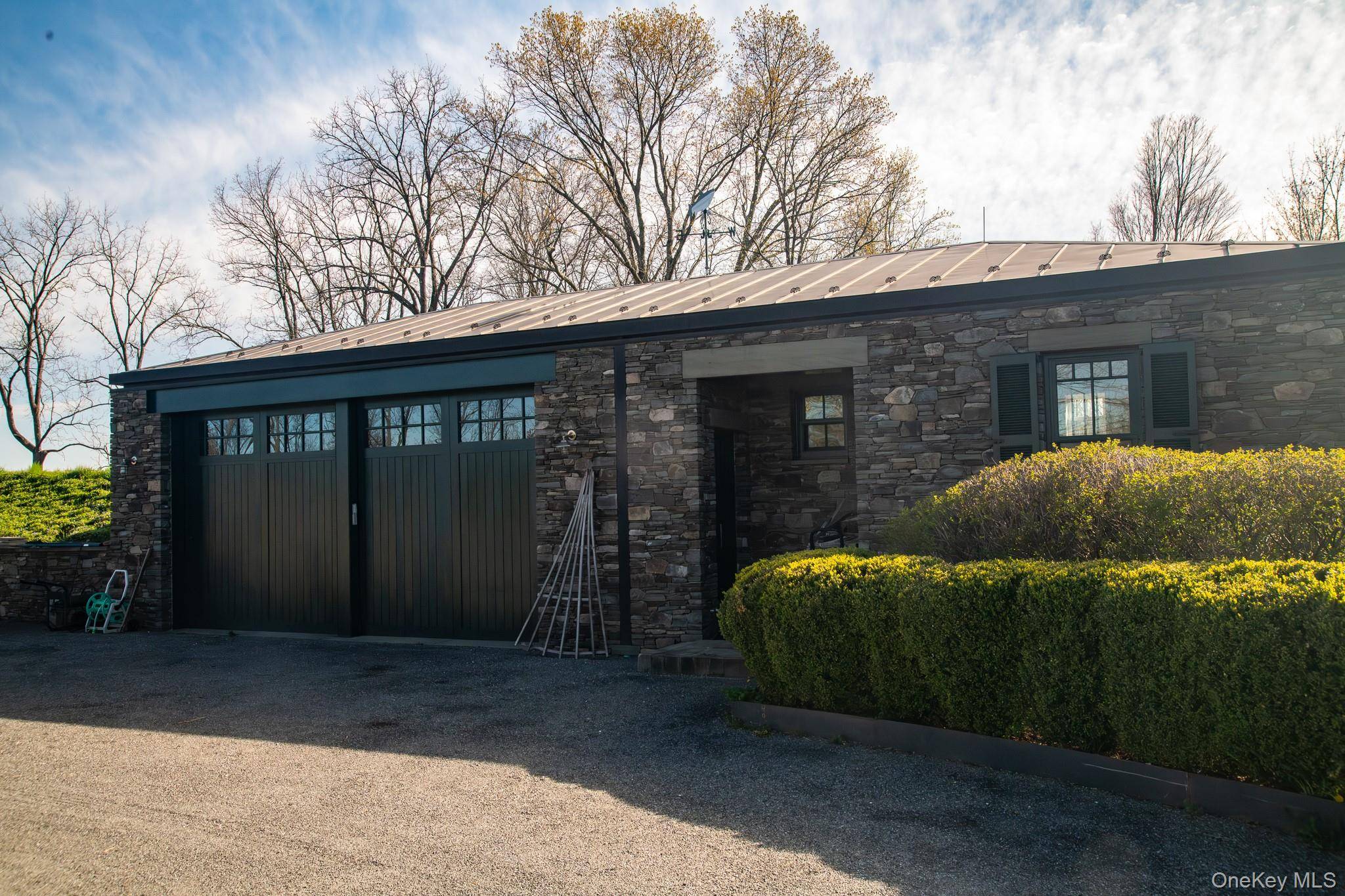 1135 Duell RD, Stanfordville, NY 12581