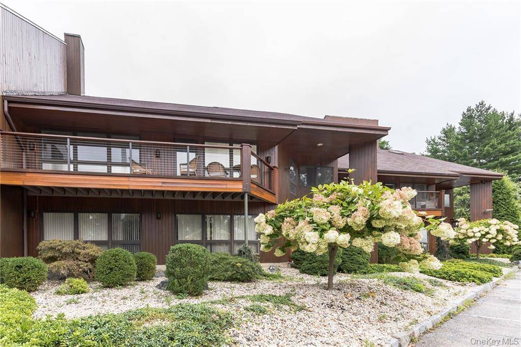 301 Old Tarrytown RD, White Plains, NY 10603