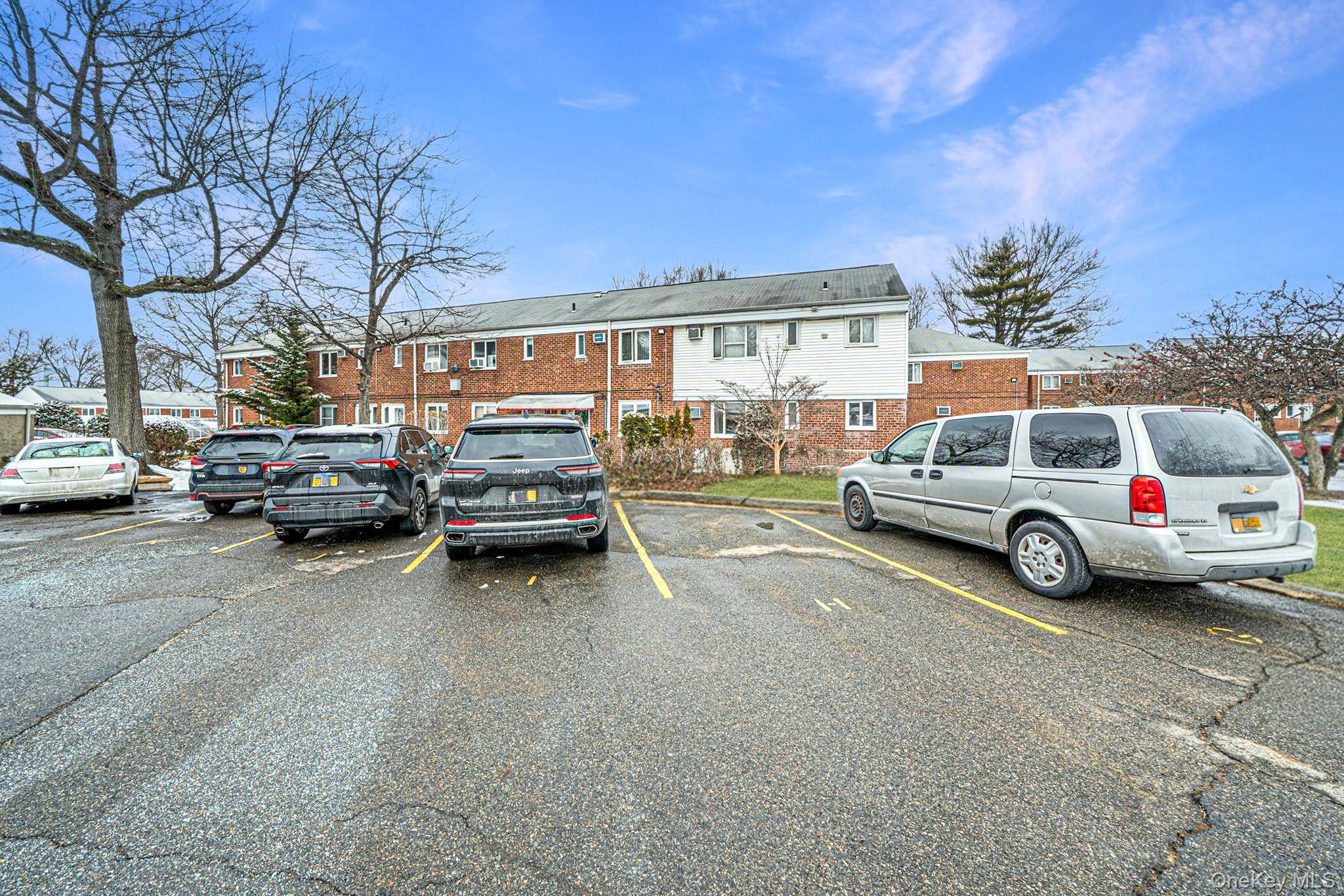 1346 Bell Blvd #211, Bayside, NY 11360