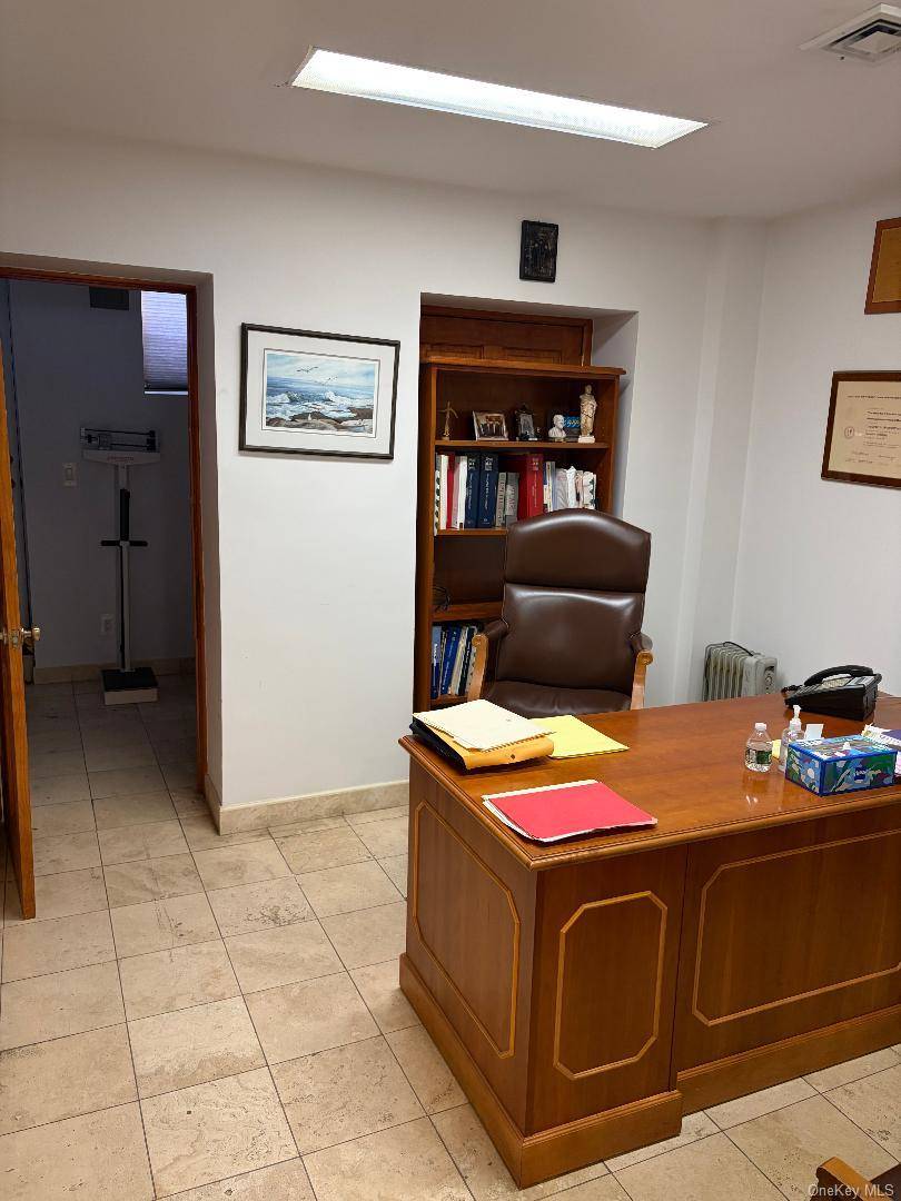 3014 31st AVE, Astoria, NY 11106