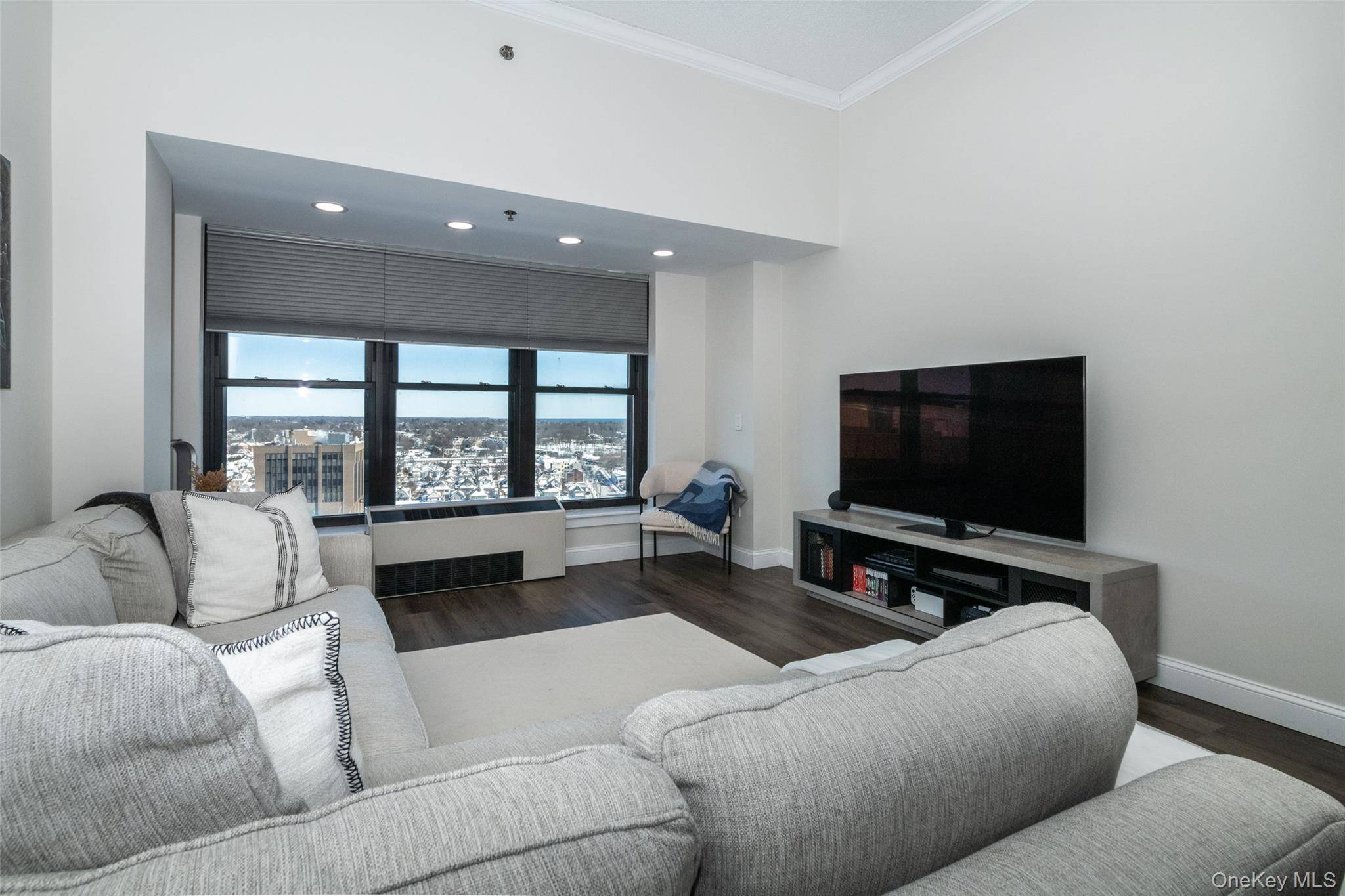 100 New Roc City Place #405, New Rochelle, NY 10801