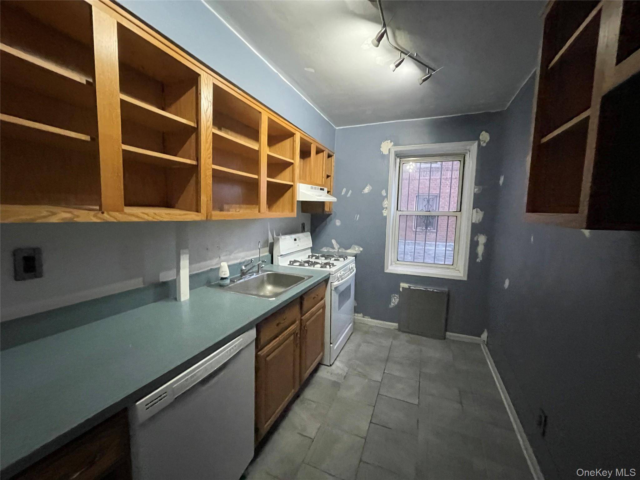 70 Locust AVE #B114, New Rochelle, NY 10801