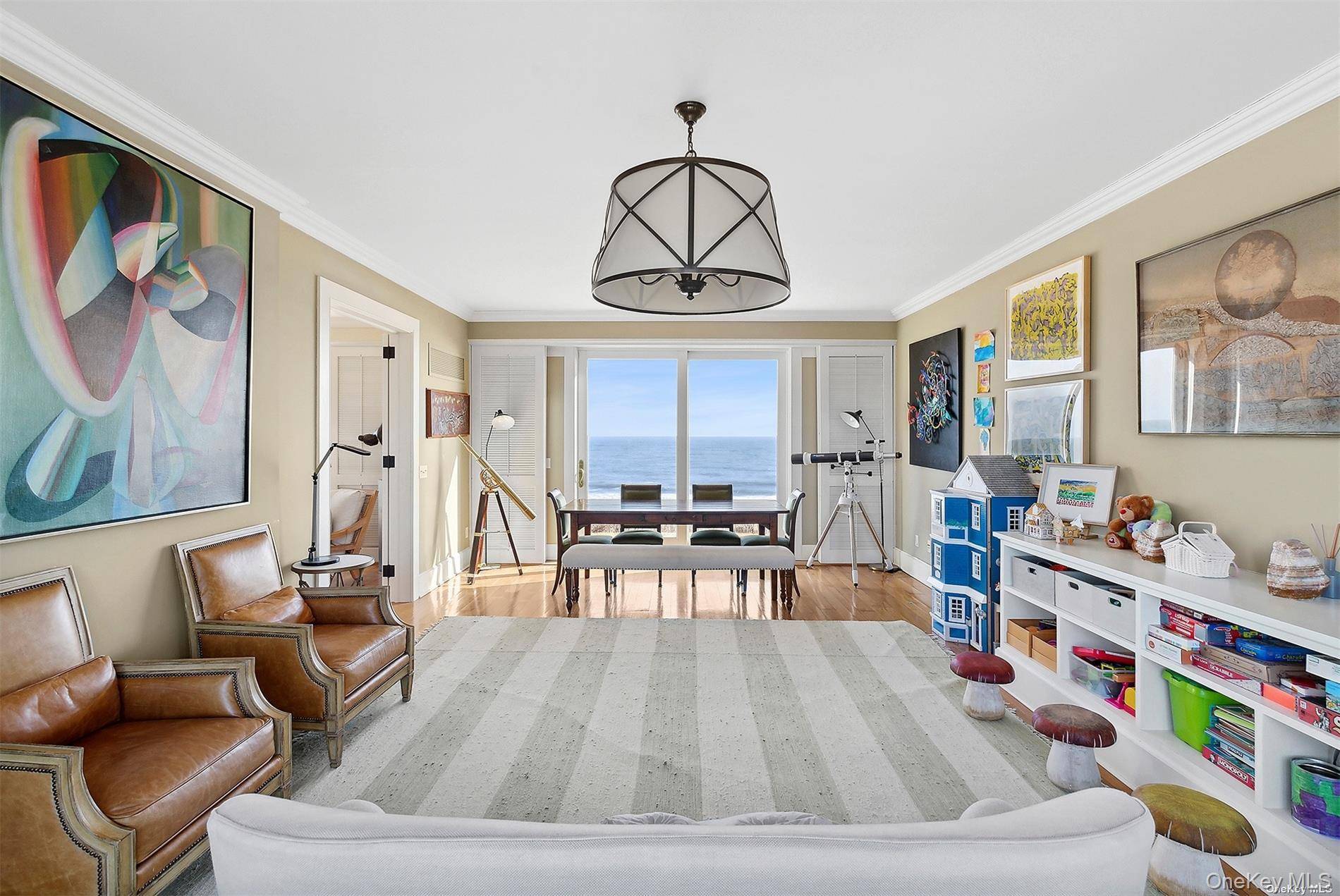 165 Lily Pond LN, East Hampton, NY 11937