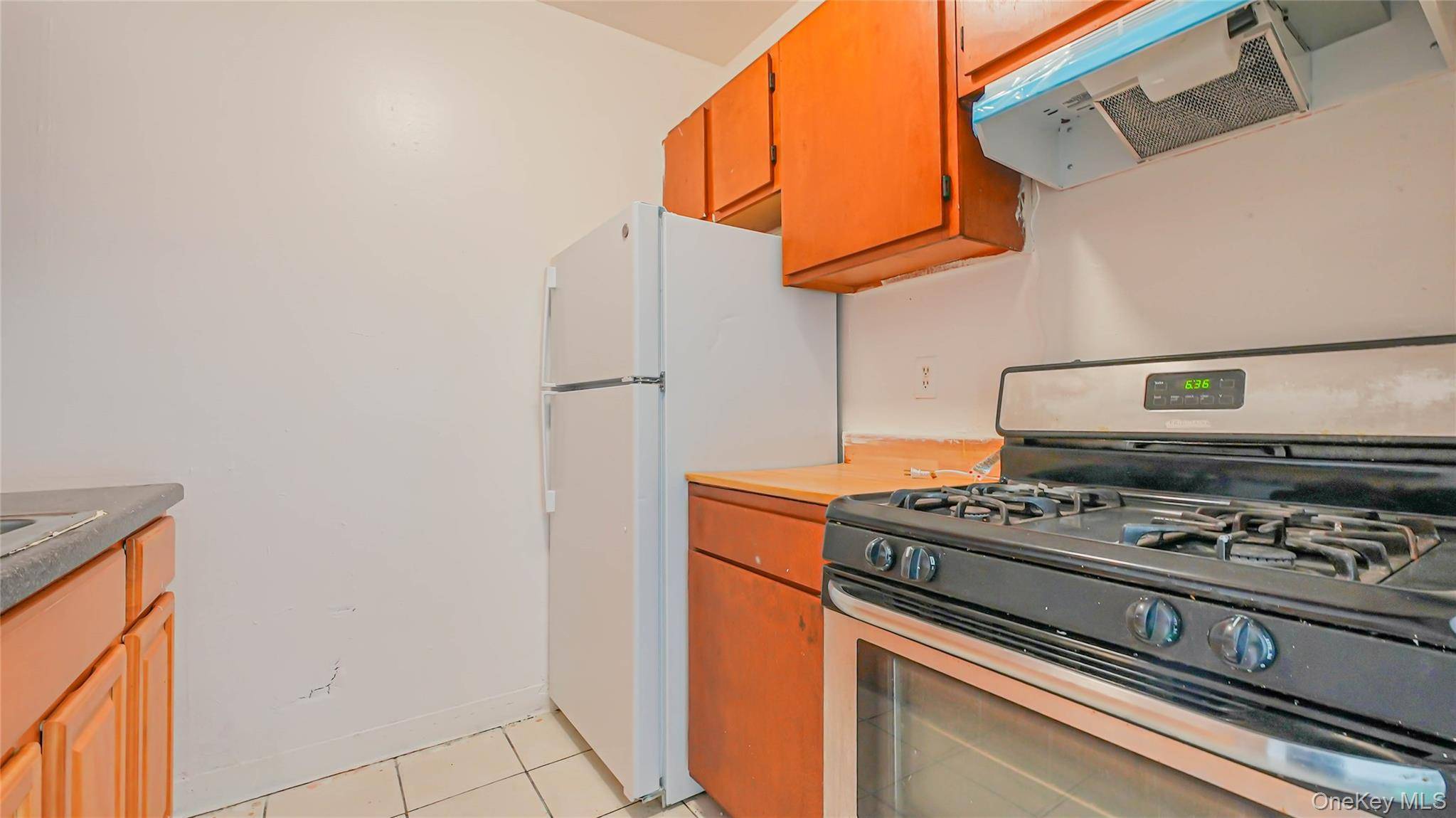 381 E 152nd ST, Bronx, NY 10455