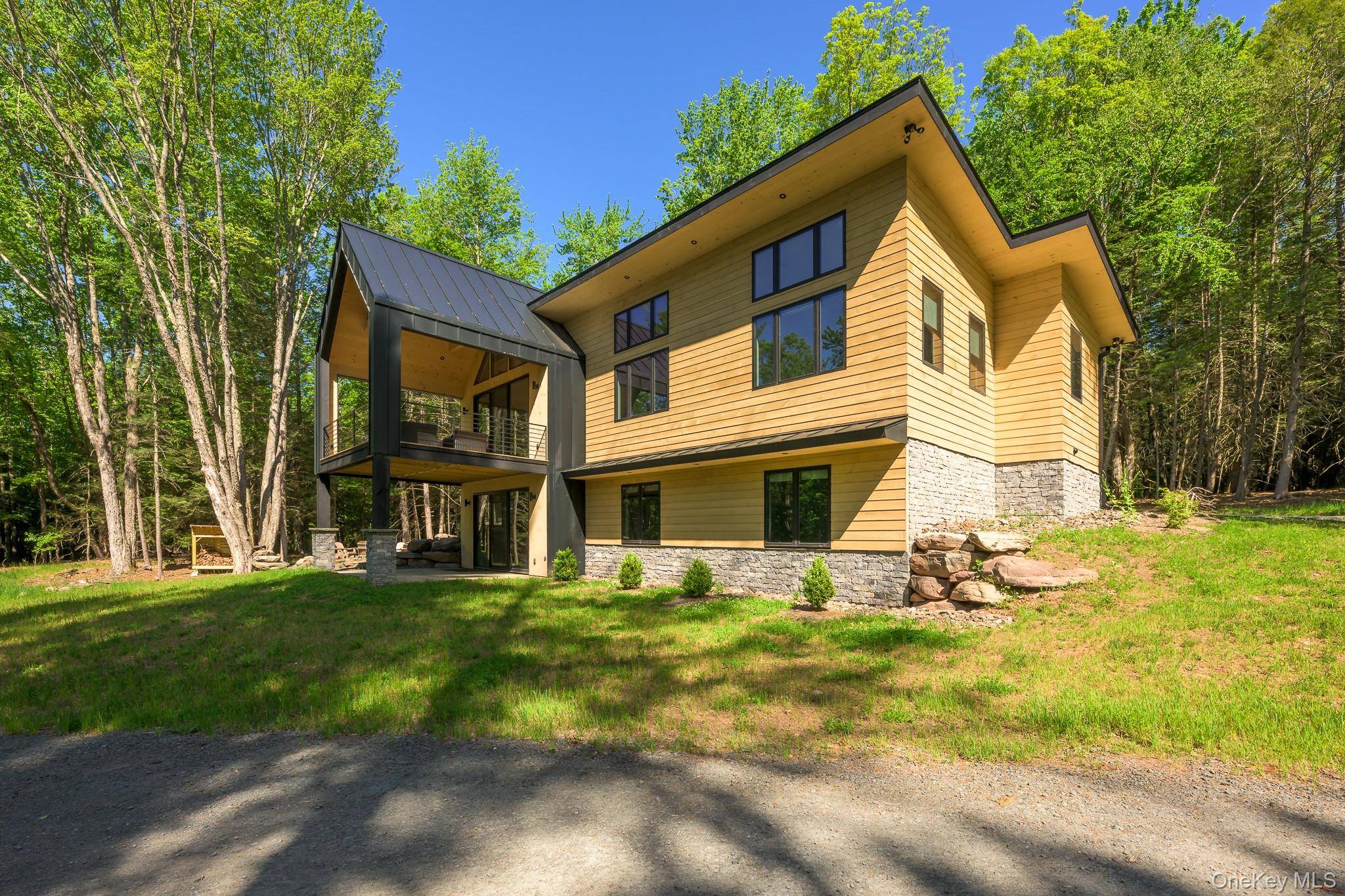 31 Windham Farms RD, Windham, NY 12496