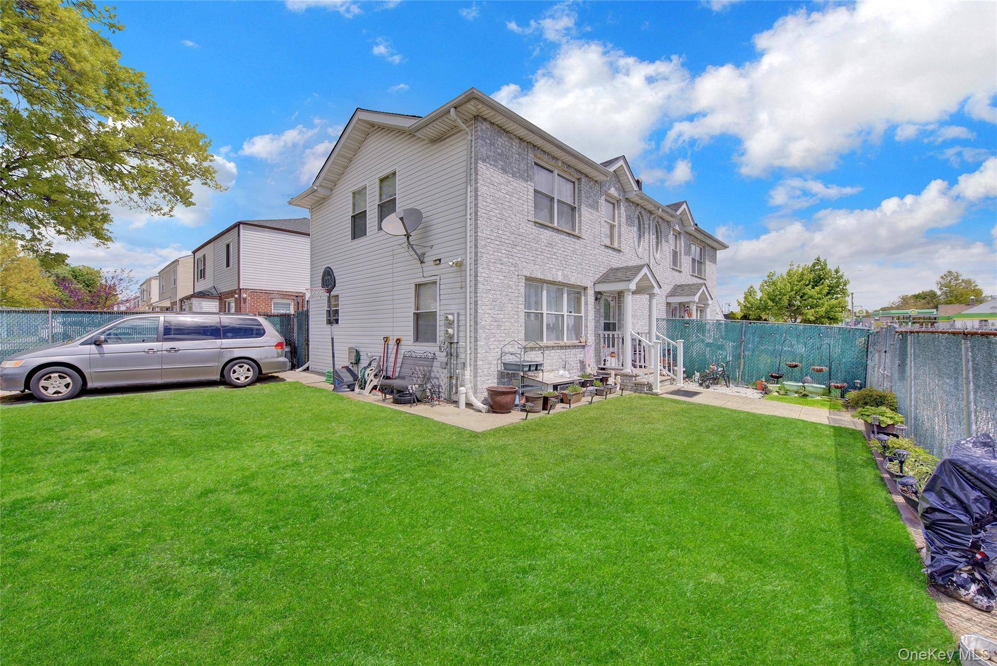 25103 Union TPKE #legal 2 family, Bellerose, NY 11426
