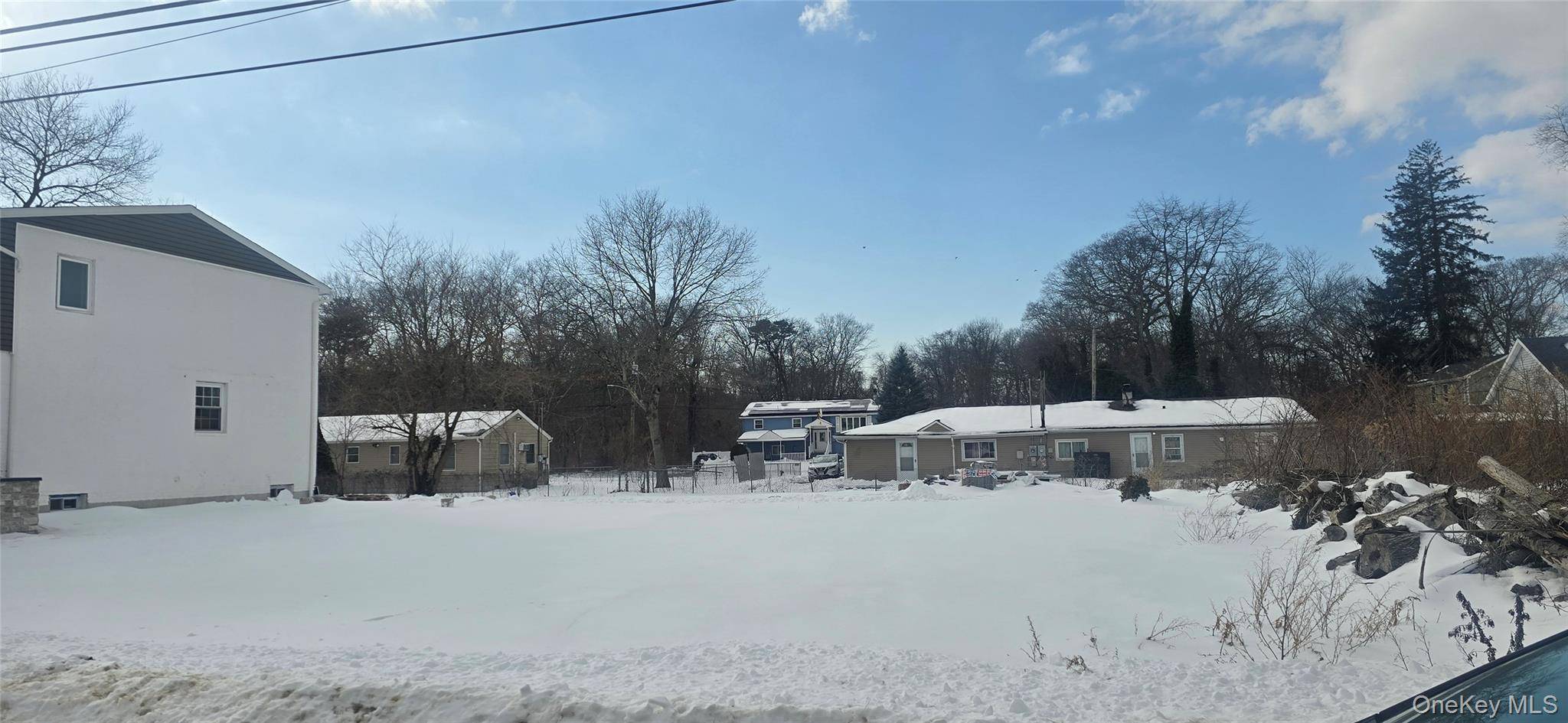 40 Spruce ST, Wyandanch, NY 11798