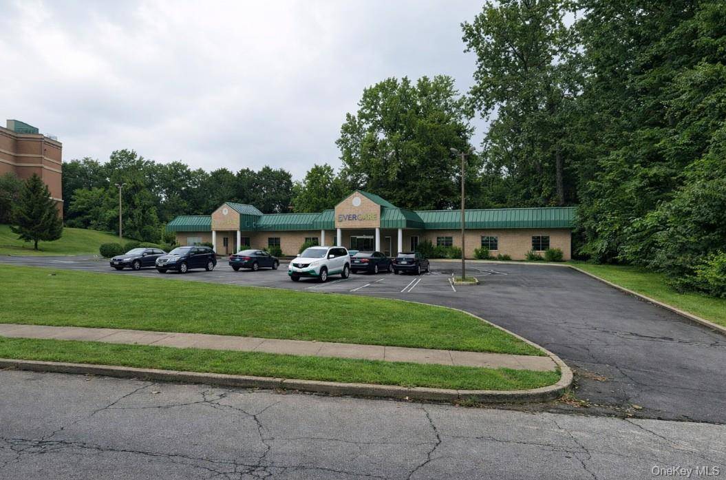 31 Cerone PL, Newburgh, NY 12550