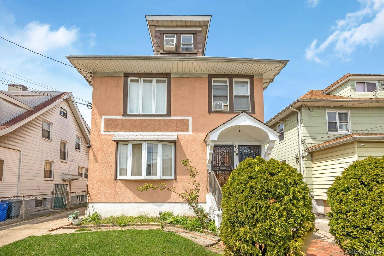 42-28 159th ST, Flushing, NY 11358