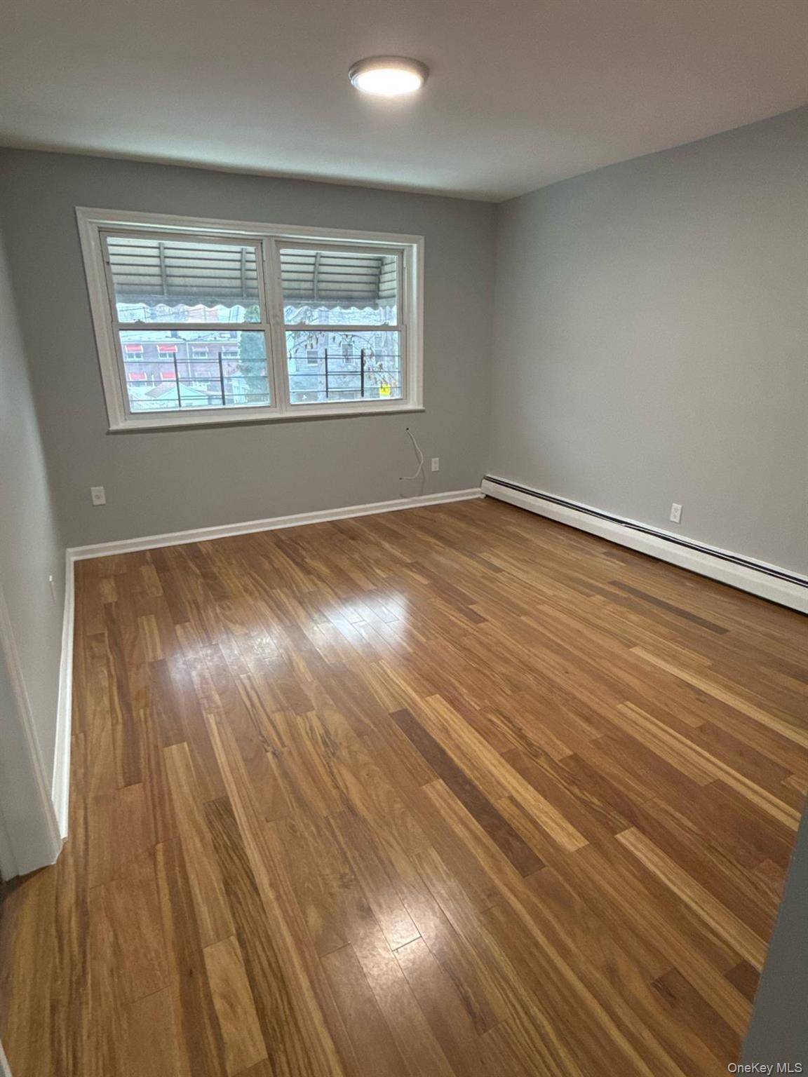 841 E 216th ST, Bronx, NY 10467