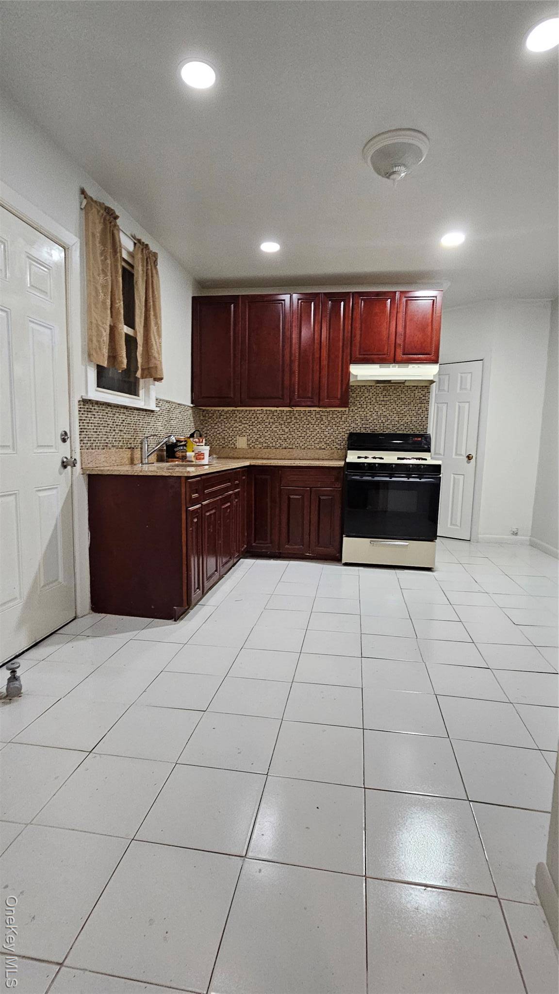 272 New Jersey Avenue, Brooklyn, NY 11207