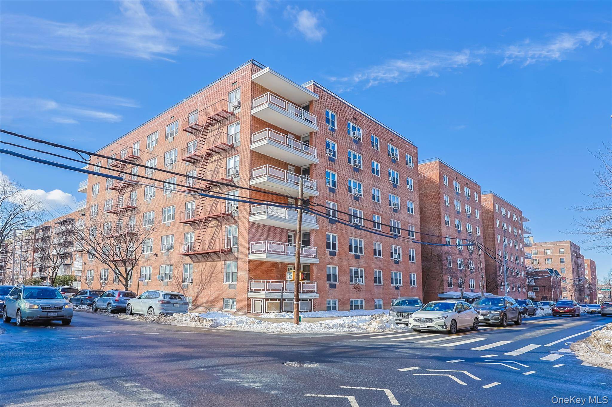 3420 Parsons BLVD #3G, Flushing, NY 11354