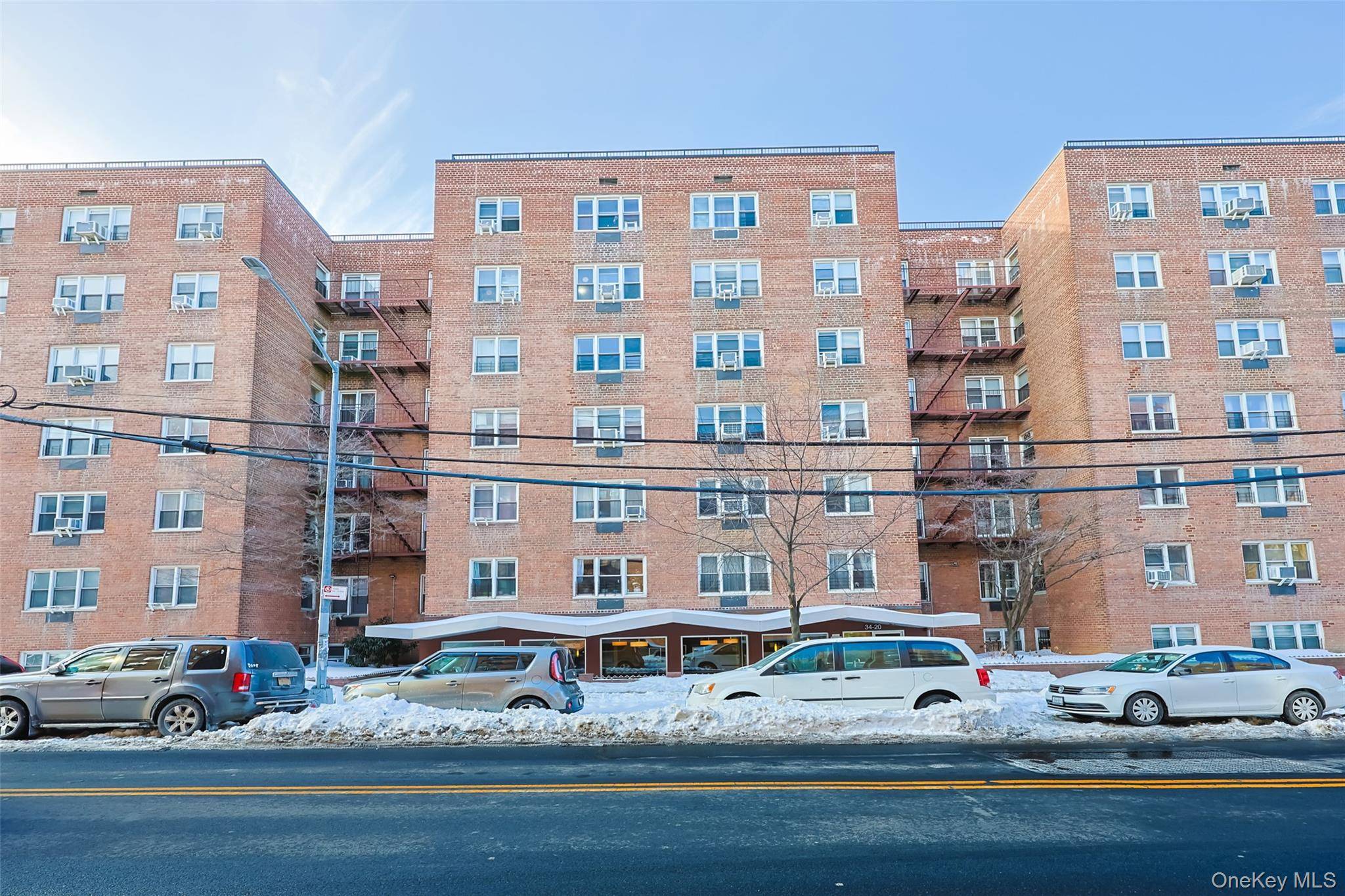3420 Parsons BLVD #3G, Flushing, NY 11354