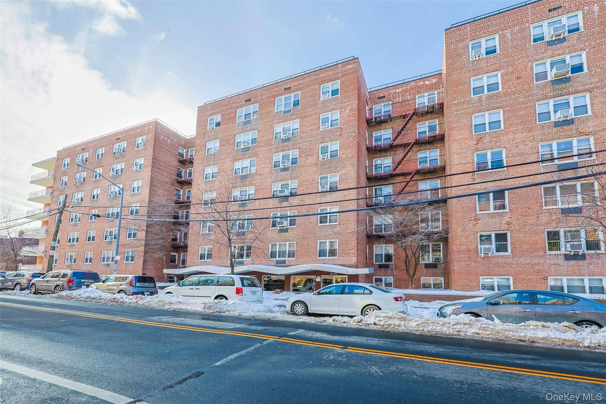3420 Parsons BLVD #3G, Flushing, NY 11354