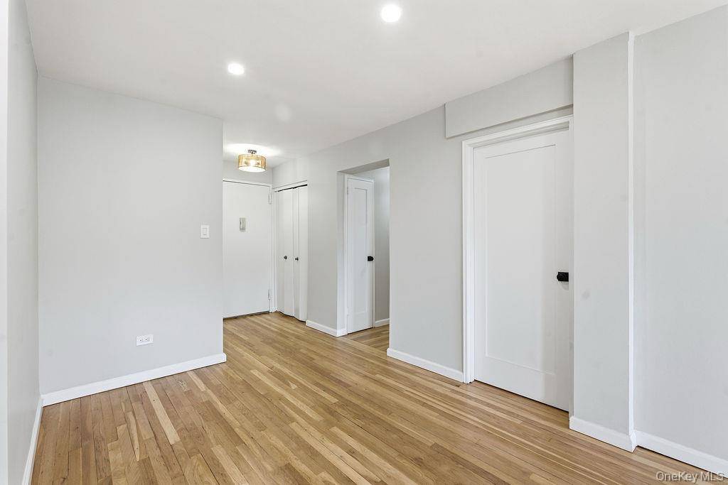 86-11 151st AVE #4H, Howard Beach, NY 11414