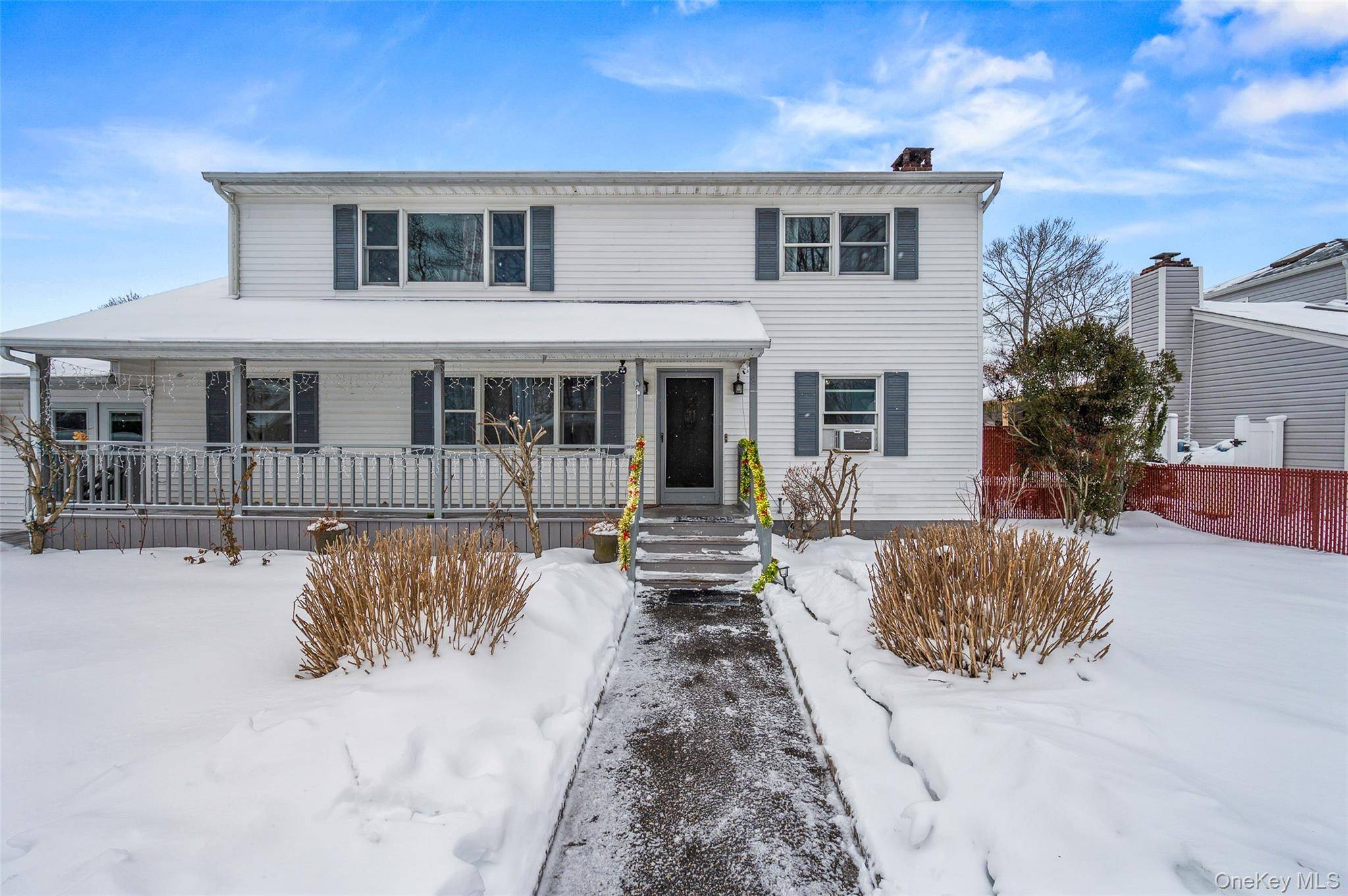 8 George DR, Mastic, NY 11950