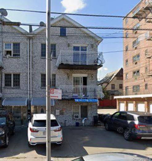 86-12 Kingston PL, Jamaica, NY 11432