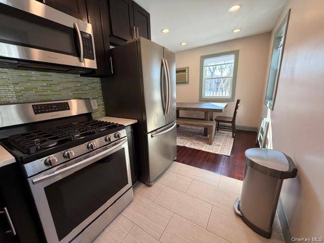 224-39 Kingsbury ave Kingsbury ave #A, Bayside, NY 11364
