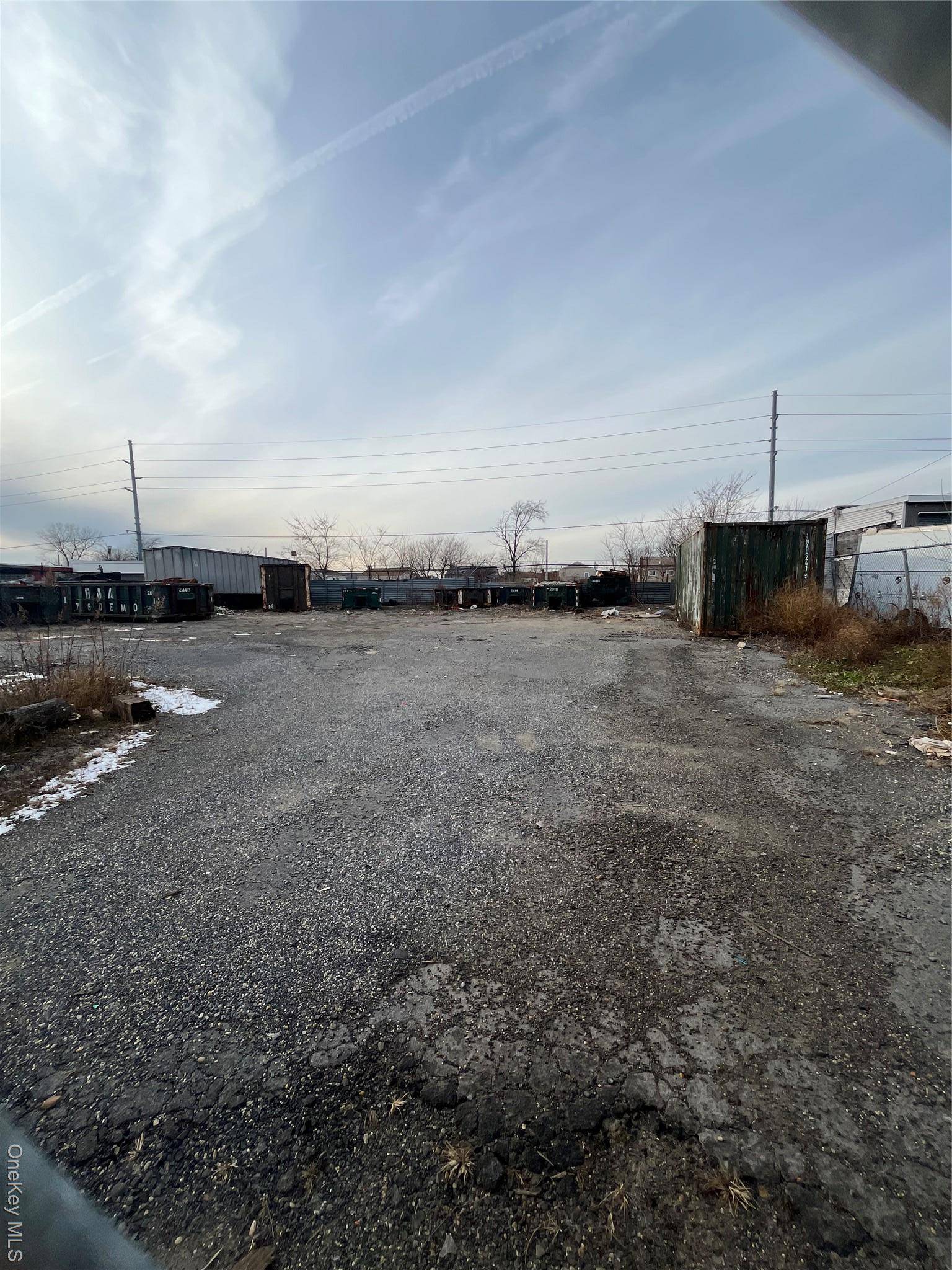4186-4200 Industrial PL, Island Park, NY 11558
