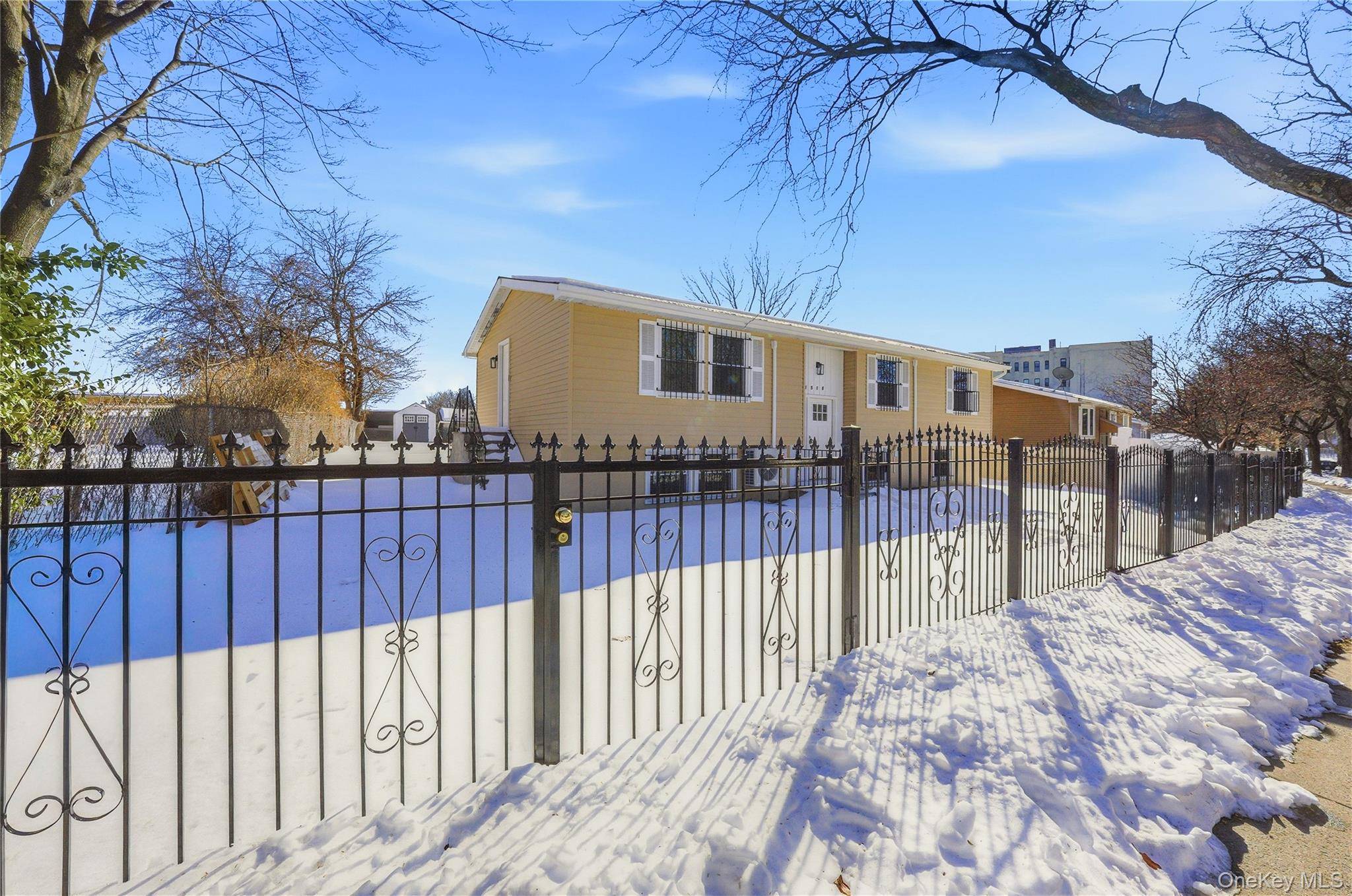 1510 Crotona Park, Bronx, NY 10460