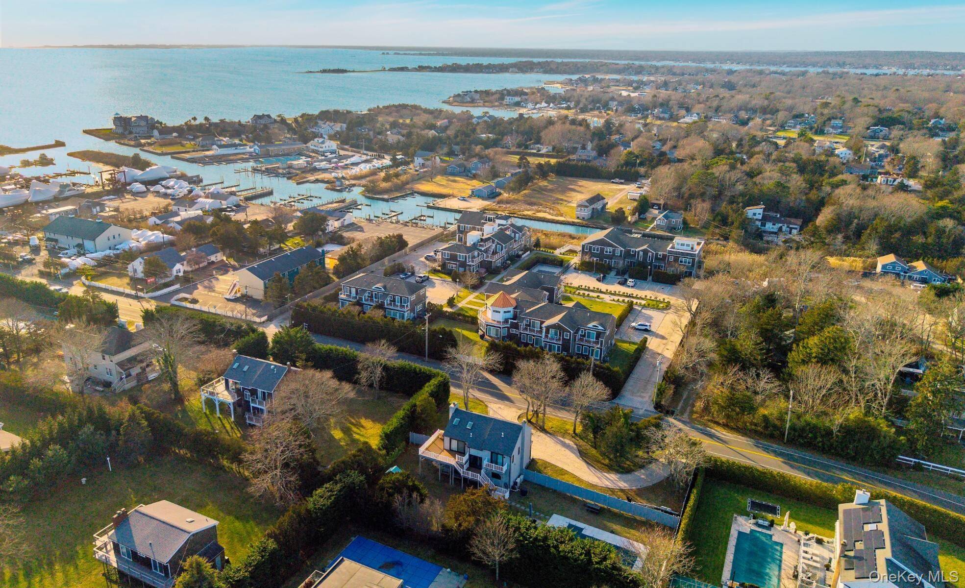 68 Foster AVE #13, Hampton Bays, NY 11946