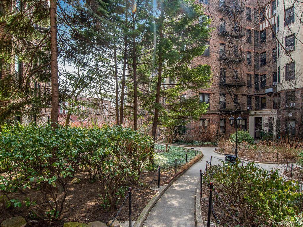 764 Brady AVE #131, Bronx, NY 10462