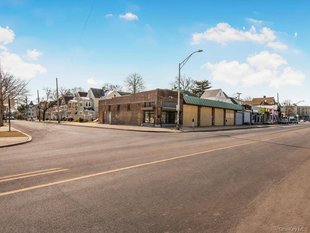 200 W 1st ST, Mount Vernon, NY 10550