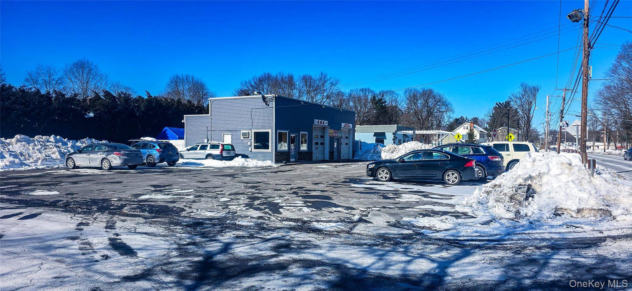 811 Violet AVE, Hyde Park, NY 12538