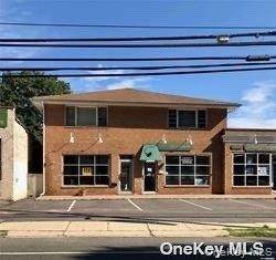 302 Forest AVE, Locust Valley, NY 11560