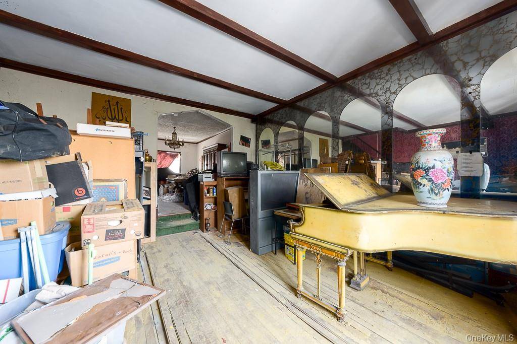 30 Tudor TER, Brooklyn, NY 11224