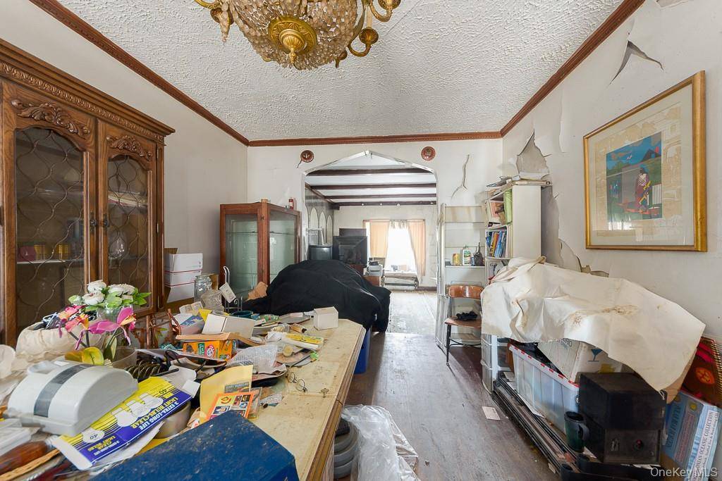 30 Tudor TER, Brooklyn, NY 11224