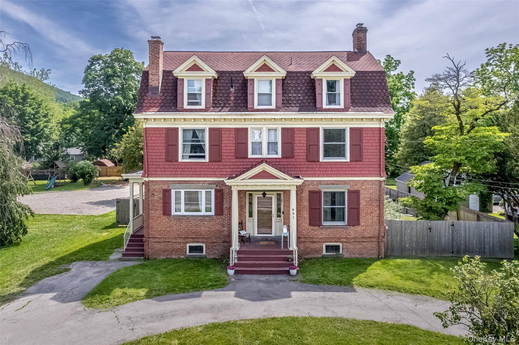 831 Wolcott AVE, Beacon, NY 12508