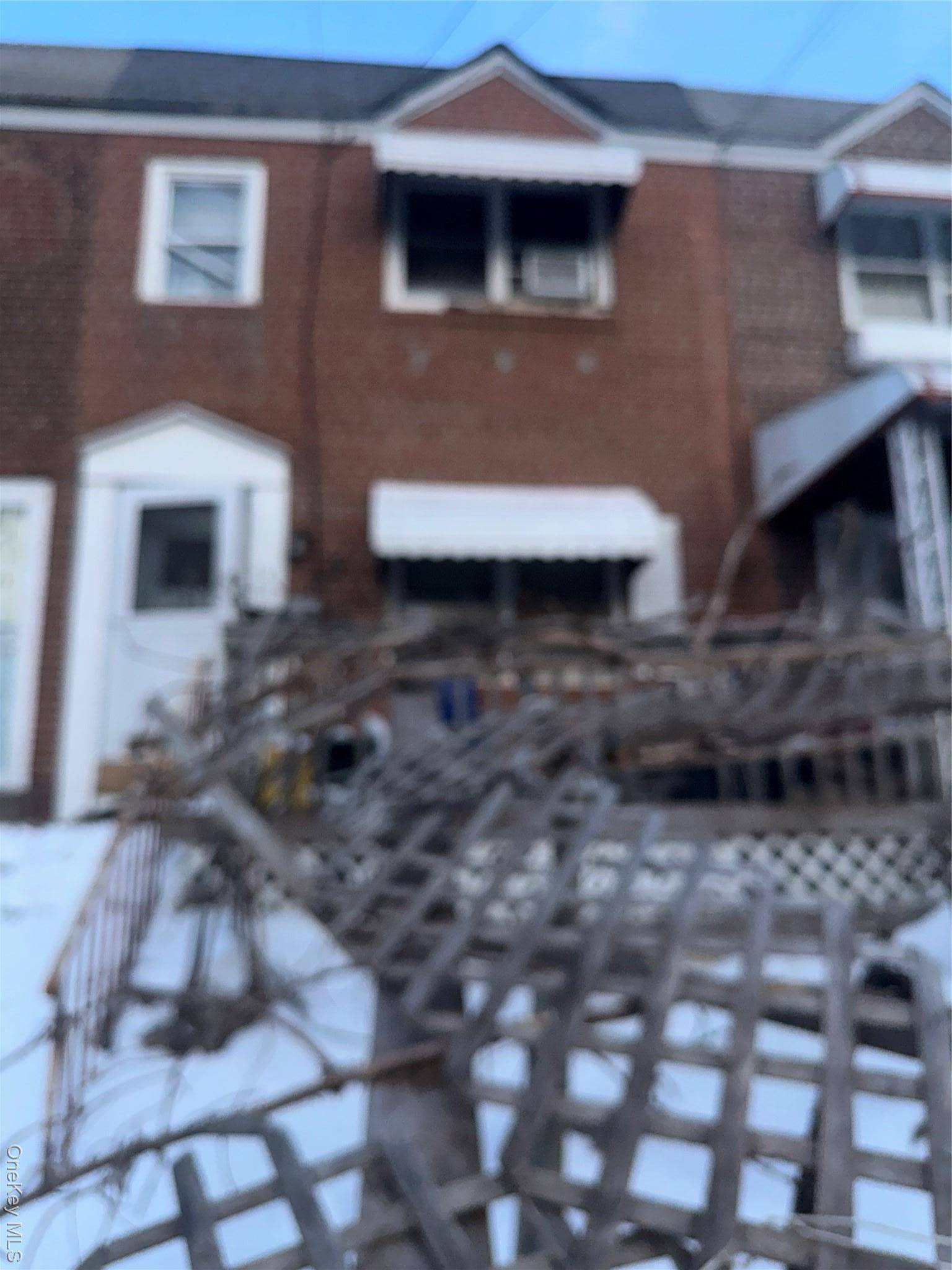 10-31 116th ST, College Point, NY 11356