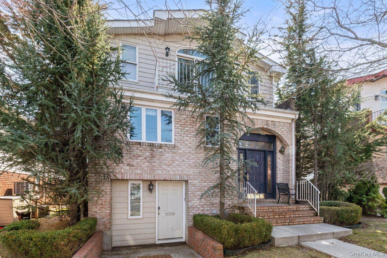 607 Lanett AVE, Far Rockaway, NY 11691