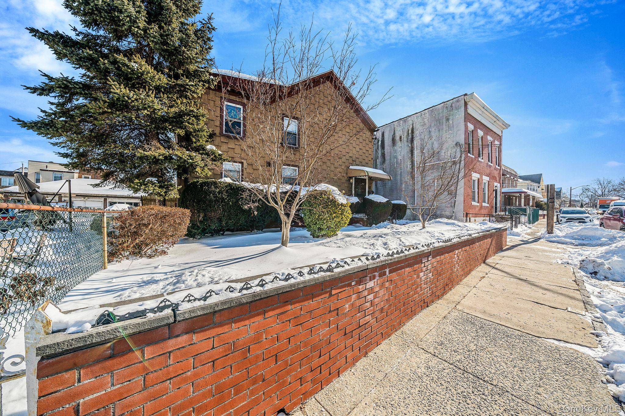 505 Mundy LN, Mount Vernon, NY 10550