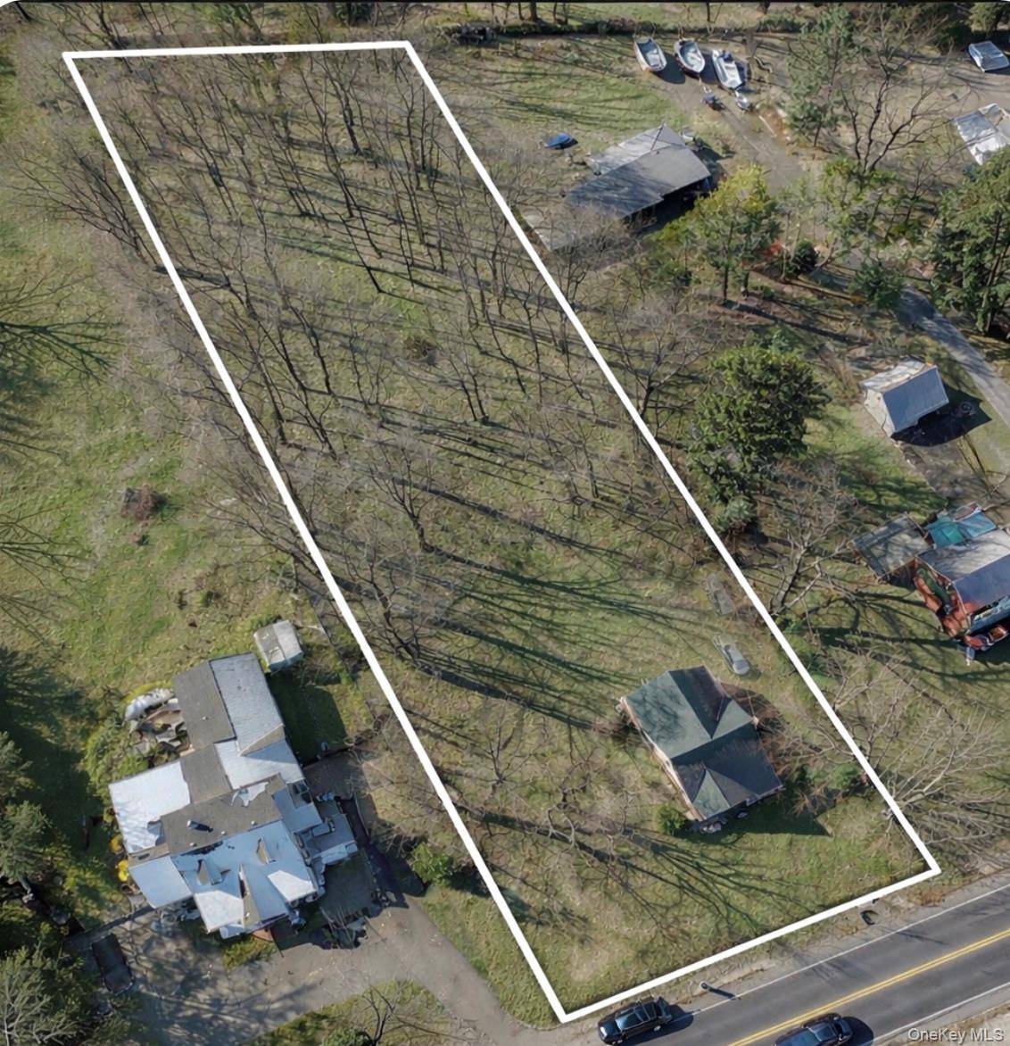 78 Cuba Hill RD, Greenlawn, NY 11740