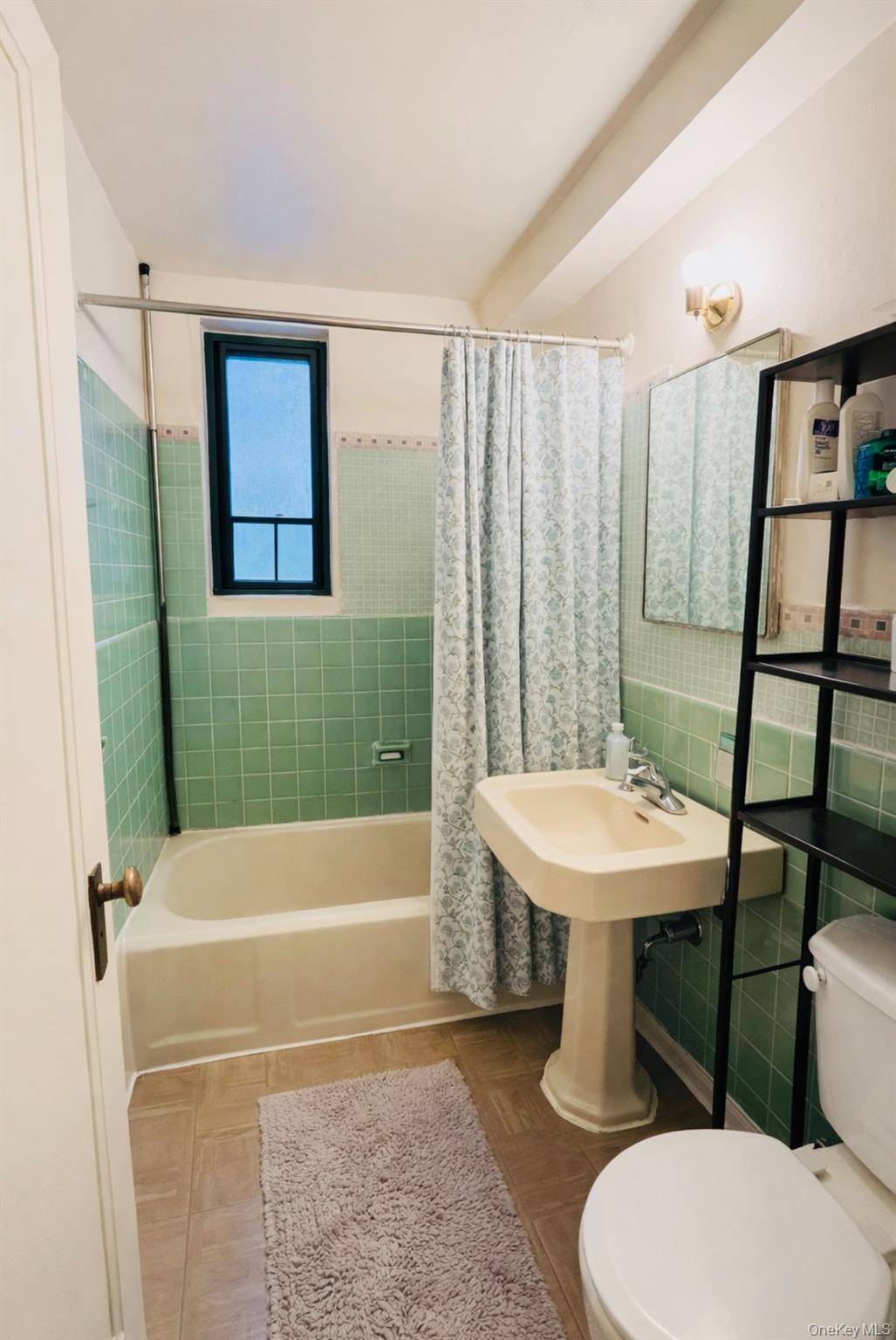 1566 Unionport RD #1C, Bronx, NY 10462