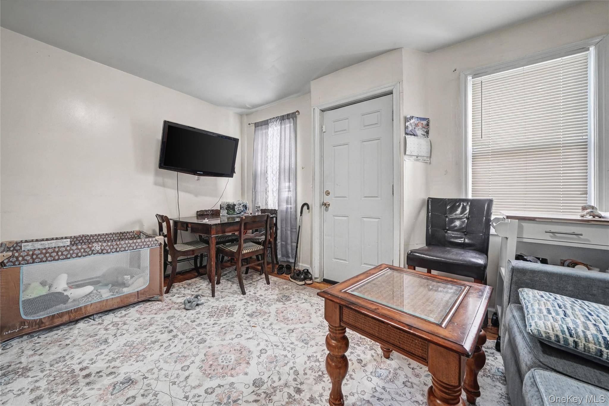 548 S 8th AVE, Mount Vernon, NY 10550