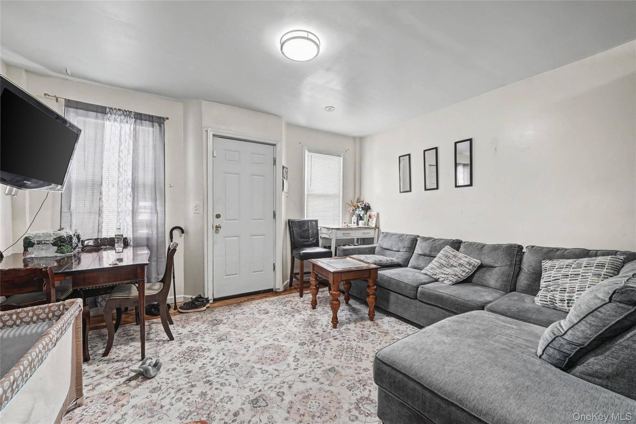 548 S 8th AVE, Mount Vernon, NY 10550