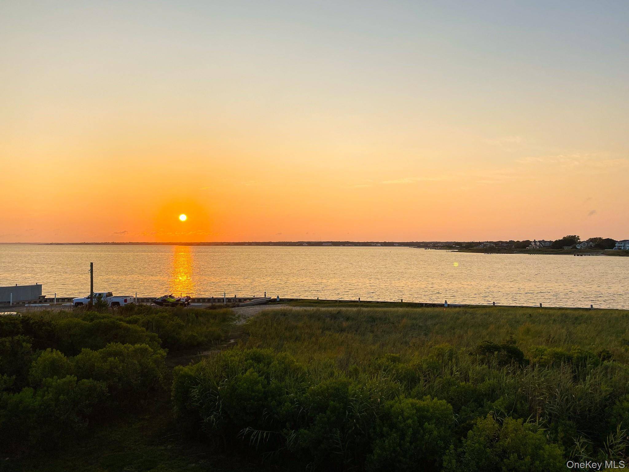 274 Dune RD #19, Westhampton Beach, NY 11978