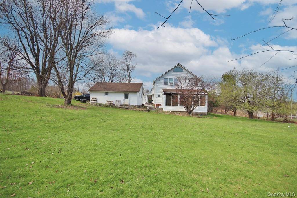 487 Black Meadow RD, Chester, NY 10918
