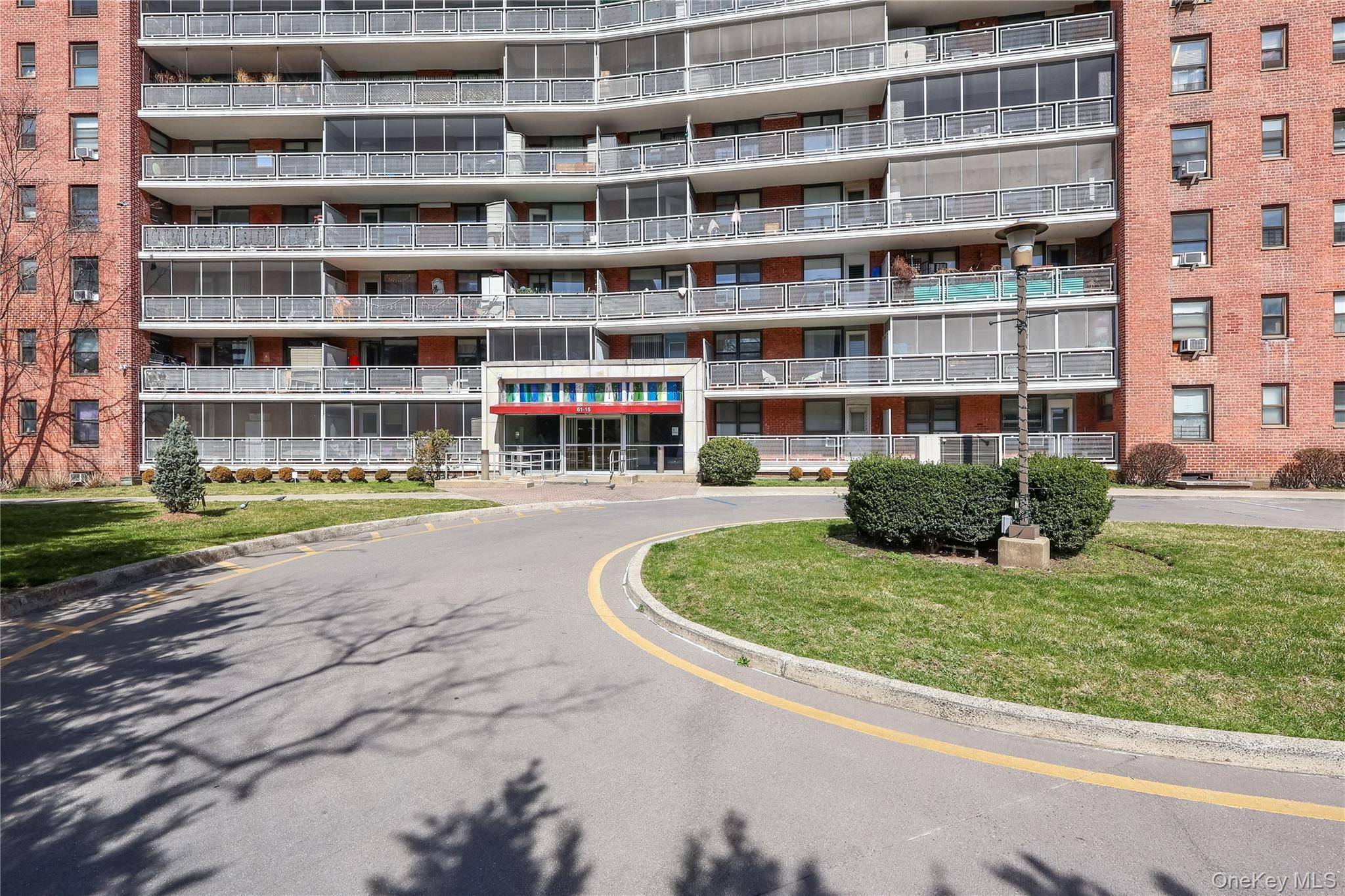 61-15 98th ST #ST-F, Rego Park, NY 11374
