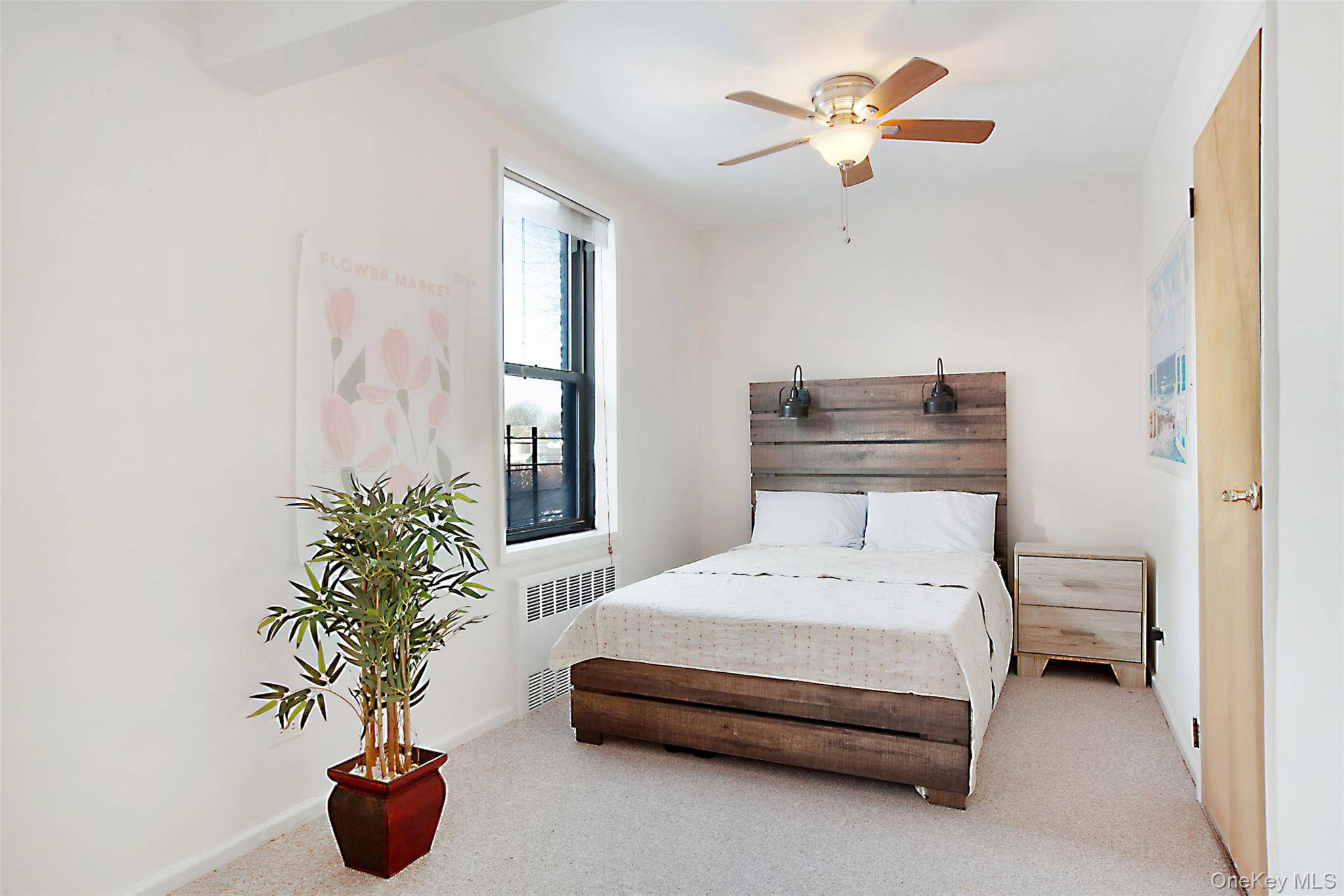 22424 Union TPKE #2O, Oakland Gardens, NY 11364