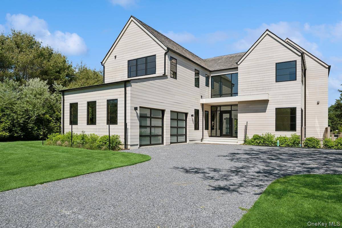 50 Tuckahoe LN, Southampton, NY 11968