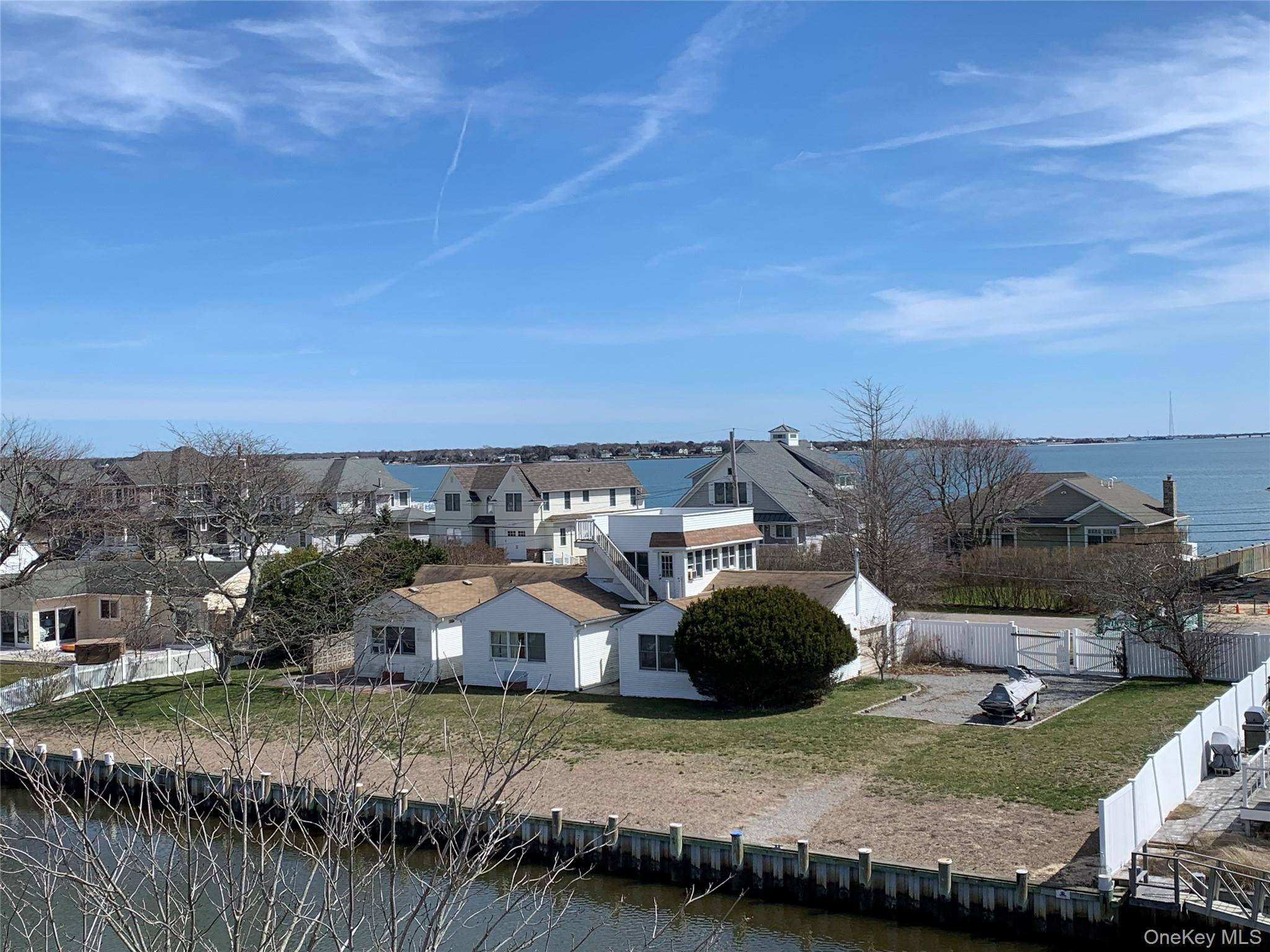 12 Shinnecock RD, East Quogue, NY 11942