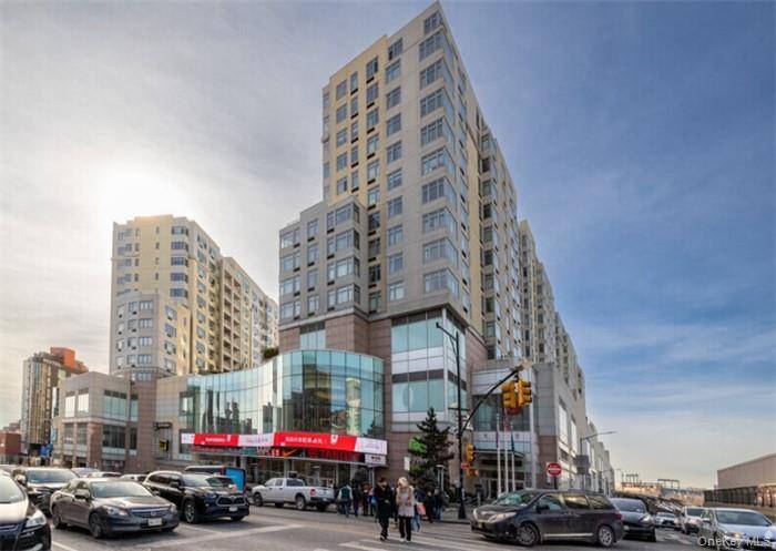 131-07 40th RD, Flushing, NY 11354
